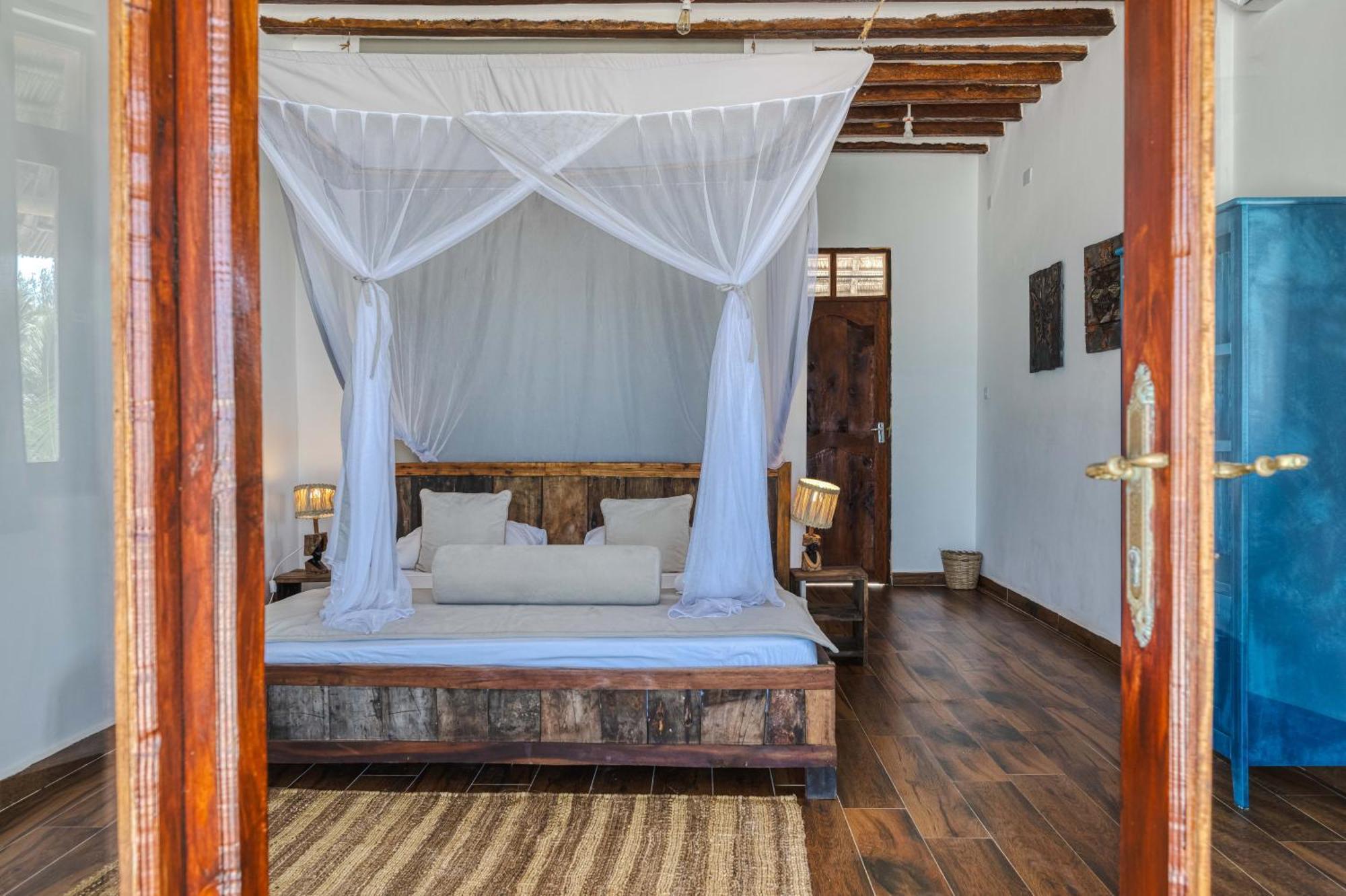 Cinnamon Hotel จัมเบียนี ภายนอก รูปภาพ